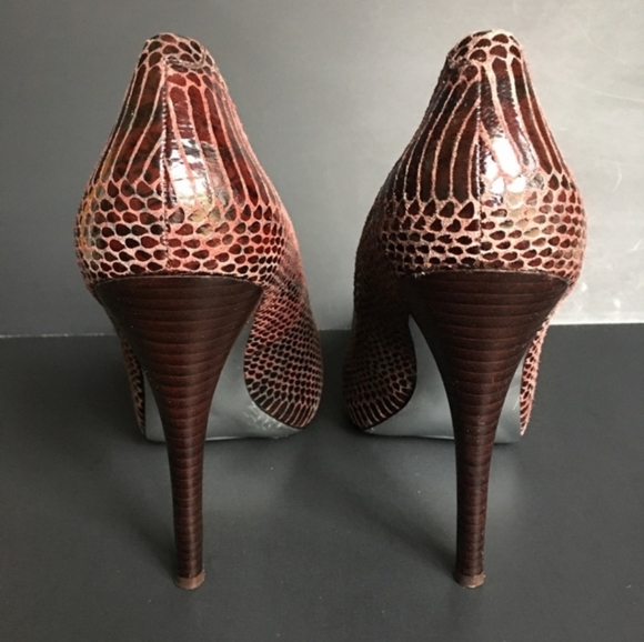 Jessica Simpson Heels Snakeskin Platform Stilettos Burgundy Leather 7.5B 5" - Picture 6 of 9